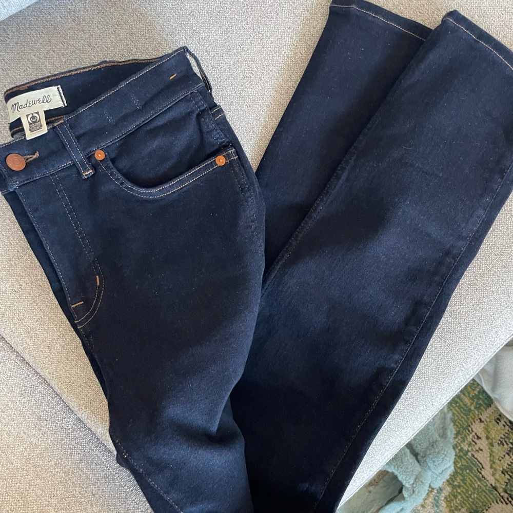 NWOT Madewell Women's Dark Blue Jeans